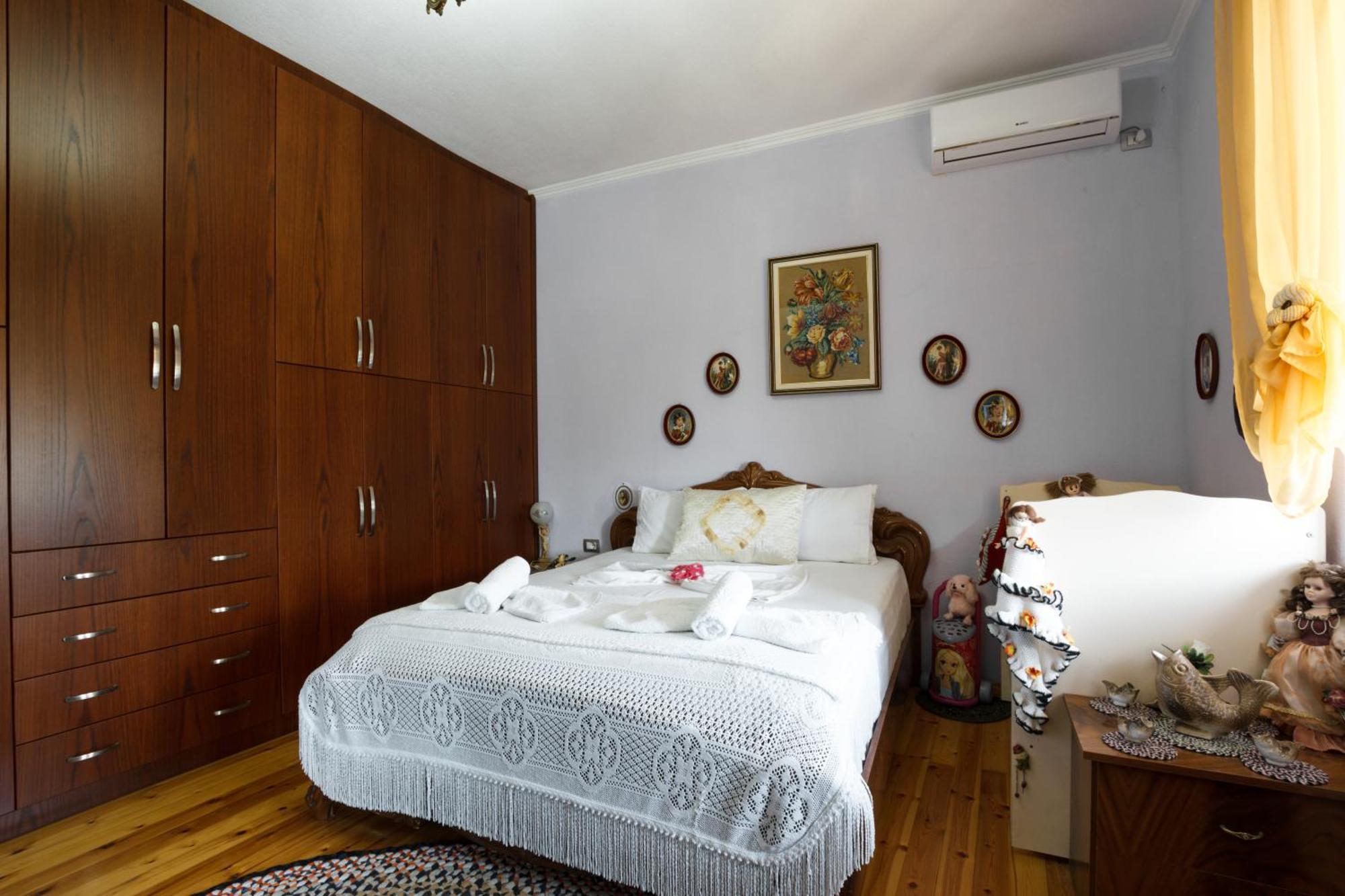 Leka GuestHouse Gjirokastër Extérieur photo